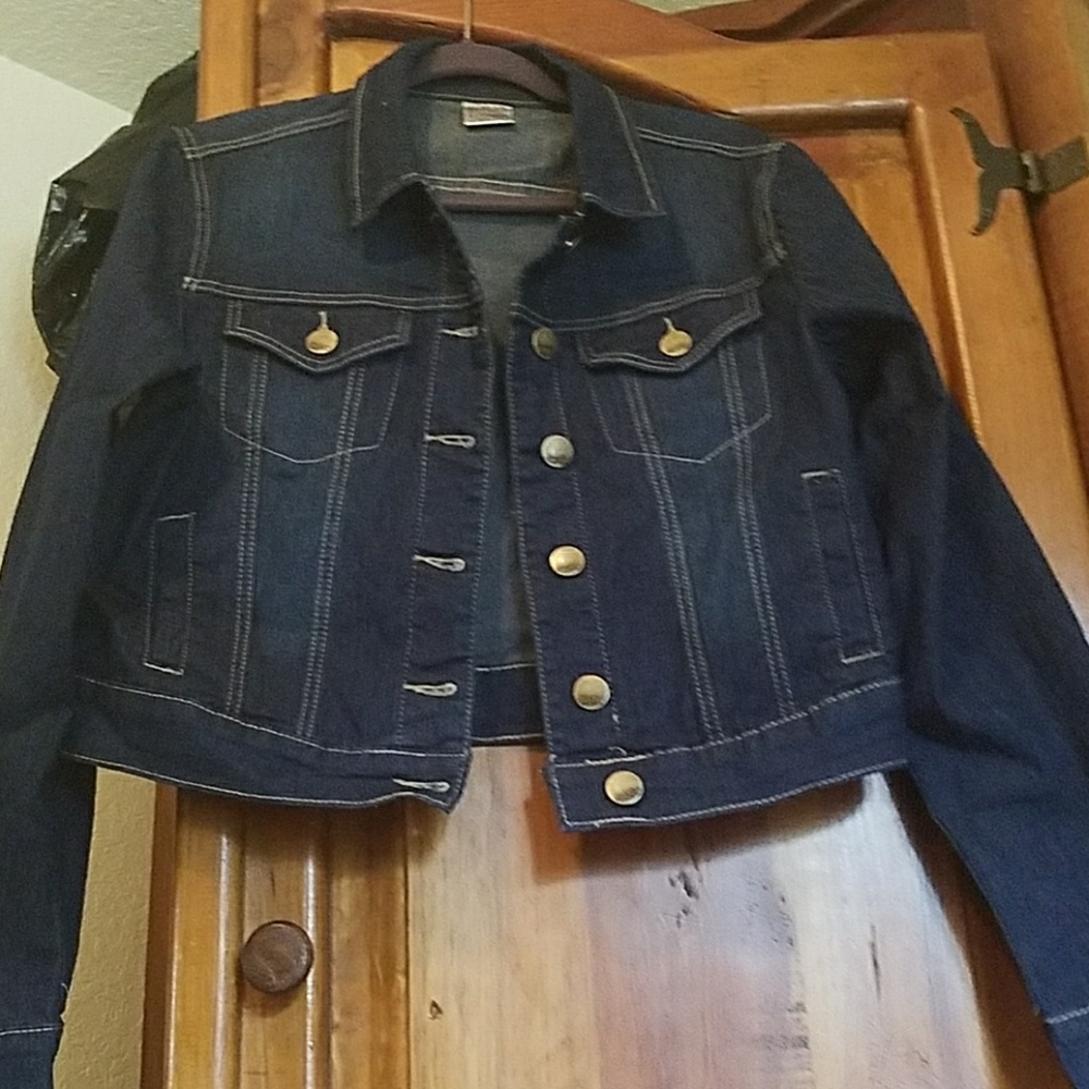 Jean Jacket - Picture 2 of 3